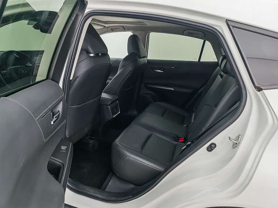 Toyota Venza 2024 immagine di auto #9