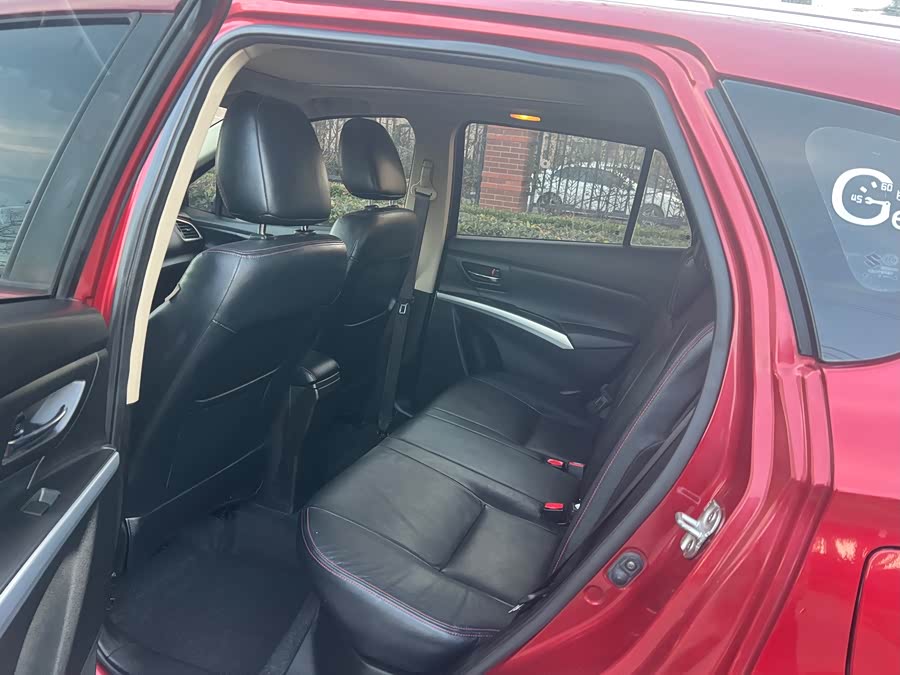 Suzuki S-Cross 2016 imagem de carro #9