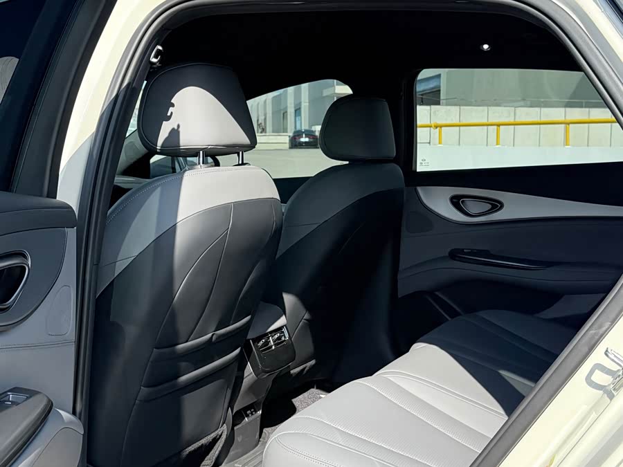 比亚迪 海豹07 DM-i 2025 汽车图片 #9