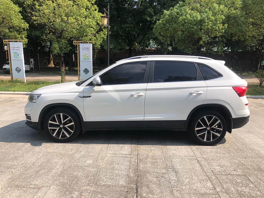 Skoda Kamiq 2022 car image #9