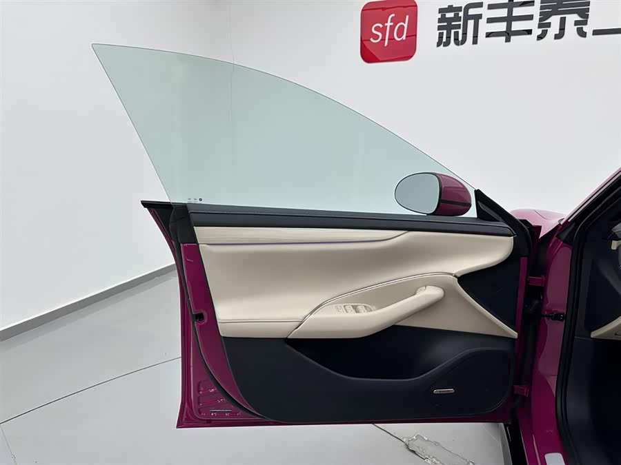 MI SU7 2025 car image #9