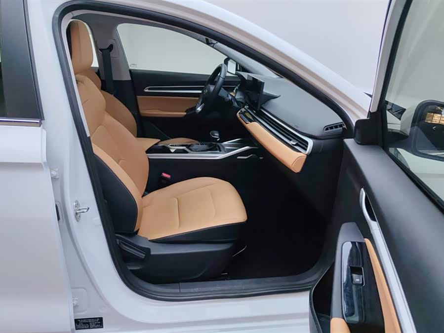 GEELY Emgrand 2024 #9 GEELY Emgrand 2024 car image #9