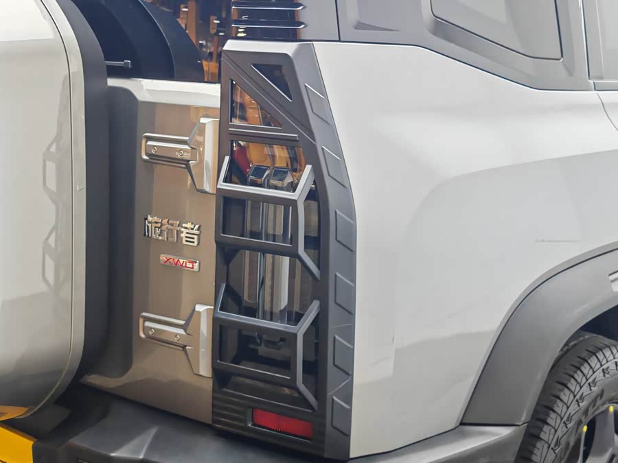 Jetour Traveller 2024 car image #9