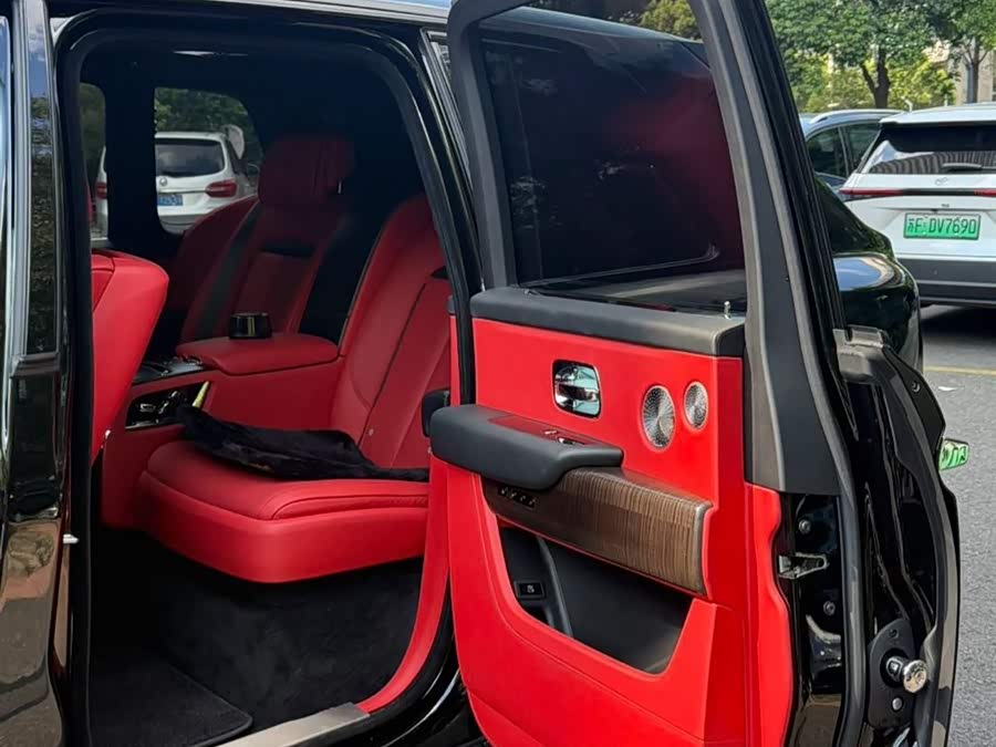 劳斯莱斯 库里南 2019 汽车图片 #9