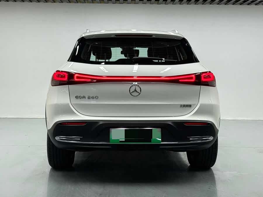 Mercedes-Benz EQA Class 2022 صورة سيارة #9