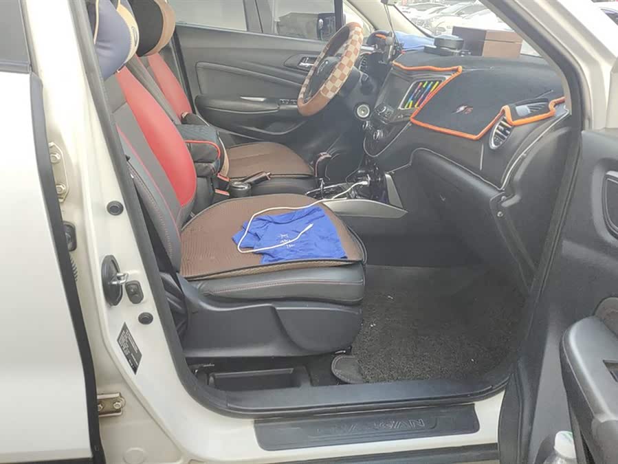 Changan CS15 2017 #9 Changan CS15 2017 car image #9