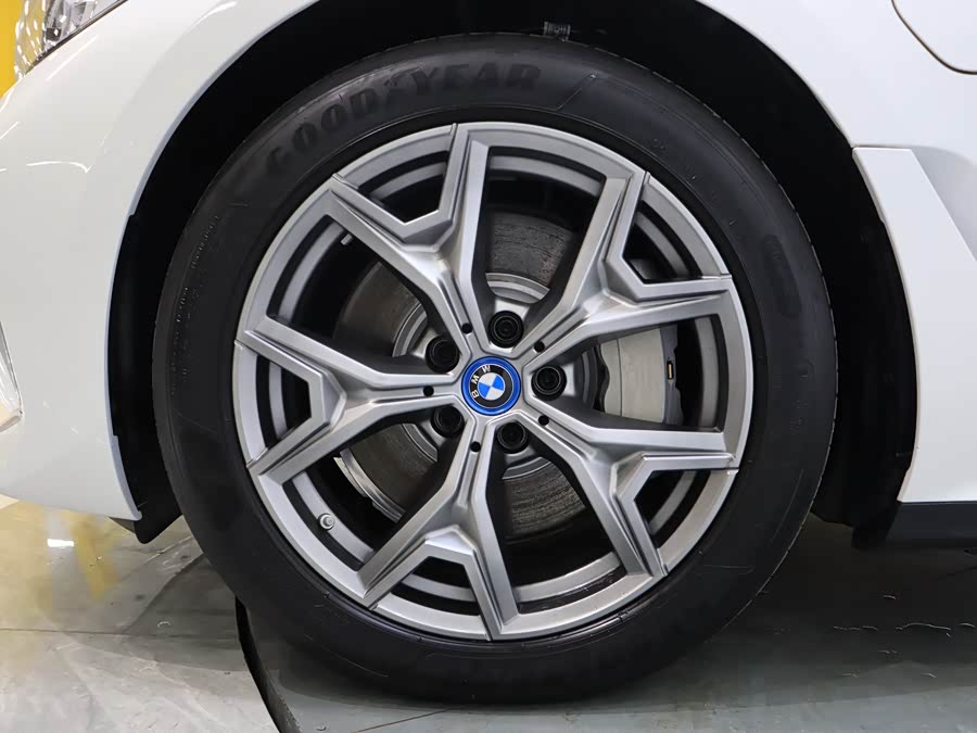 BMW i3 2024 #9 BMW i3 2024 car image #9