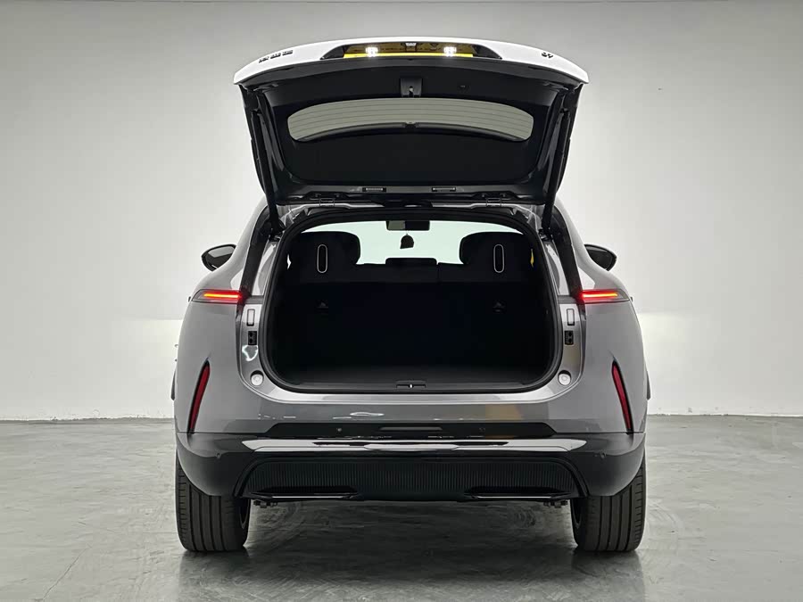 Avatr 07 2024 صورة سيارة #9