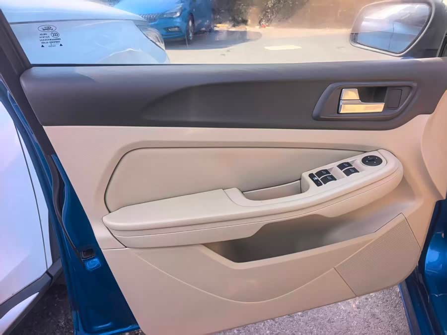 Ford Focus 2013 image de voiture #9