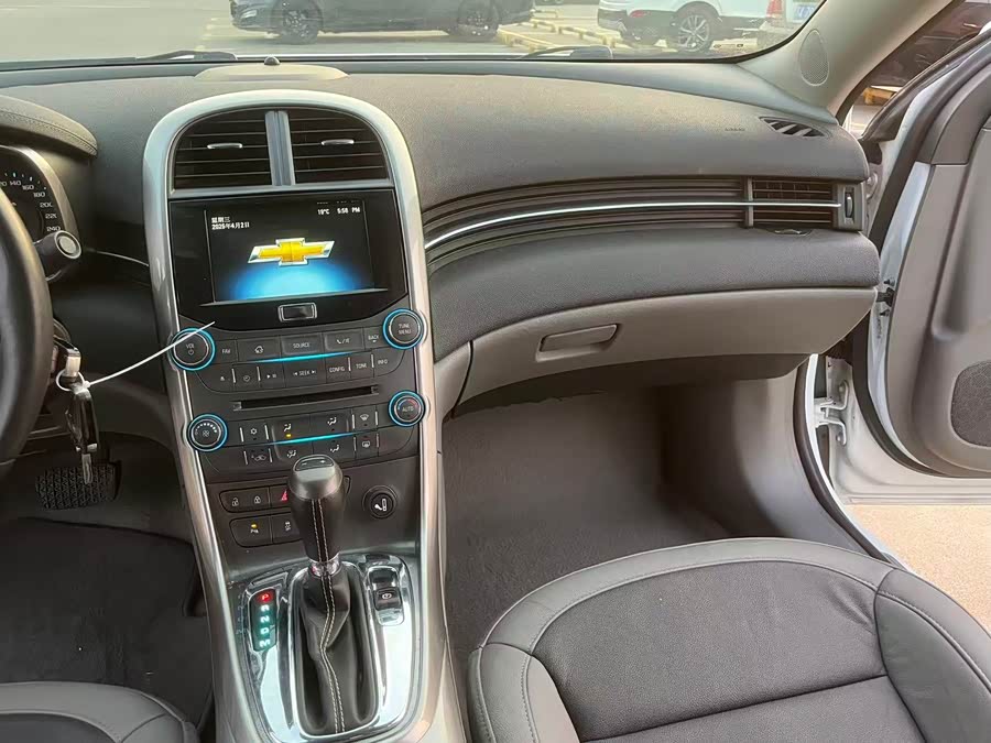 Chevrolet Malibu 2014 #9 Chevrolet Malibu 2014 car image #9