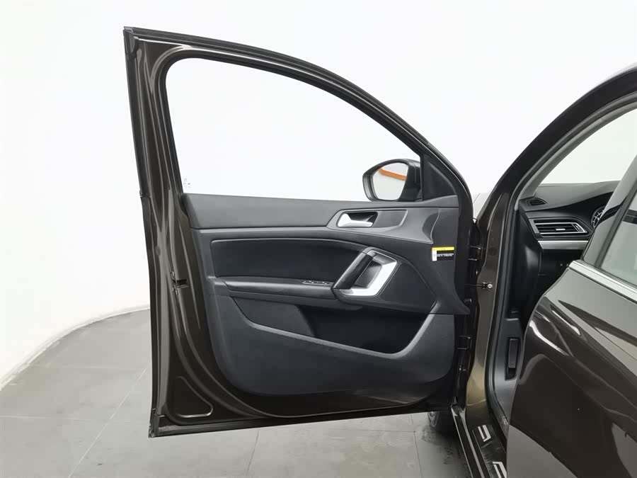 Peugeot 408 2015 car image #9