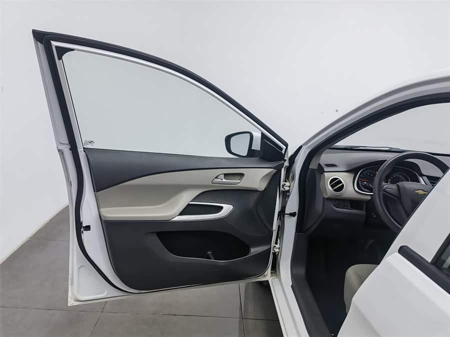 Chevrolet Sail 2015 car image #9