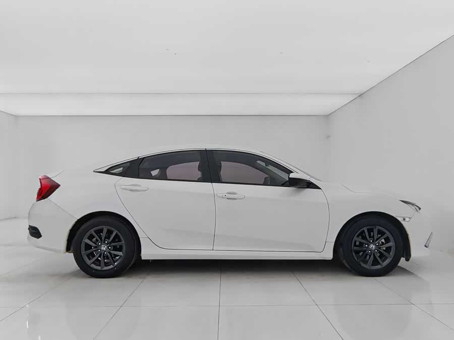 Honda Civic 2019 car image #9
