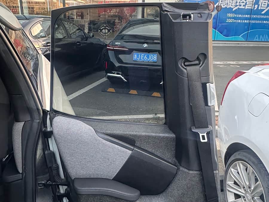 BMW i3 (Imported) 2018 صورة سيارة #9