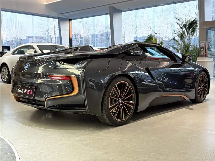 BMW i8 2020 صورة سيارة #9