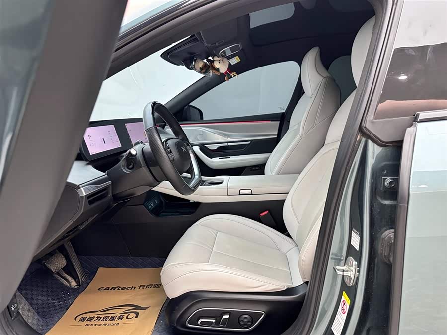 Xpeng P7 2023 immagine di auto #9