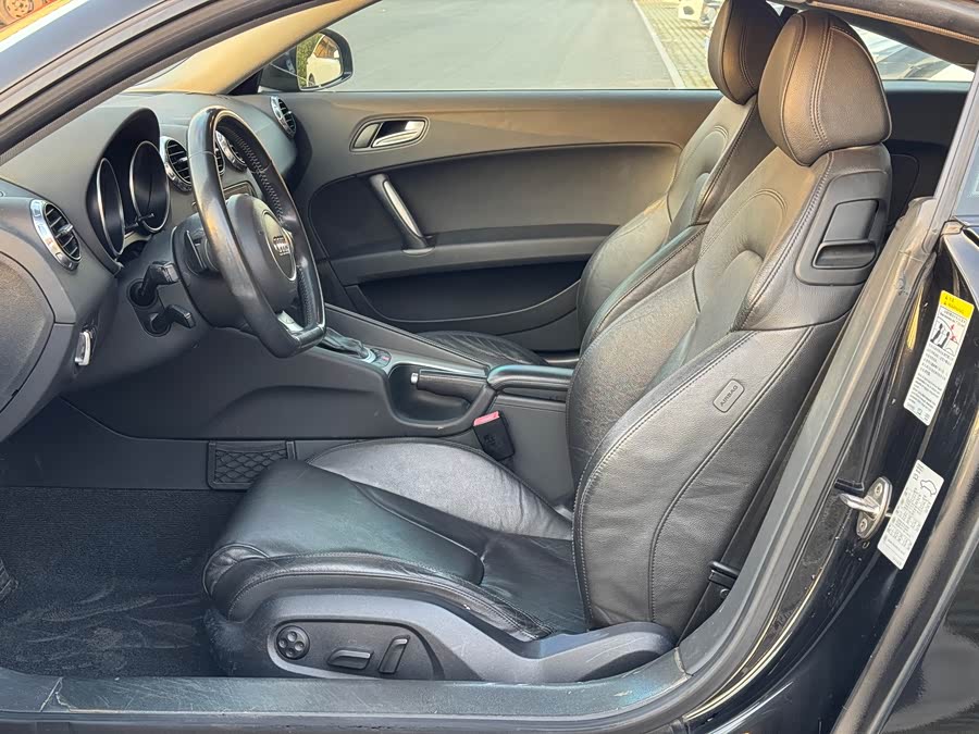 Audi TT 2013 #9 Audi TT 2013 car image #9