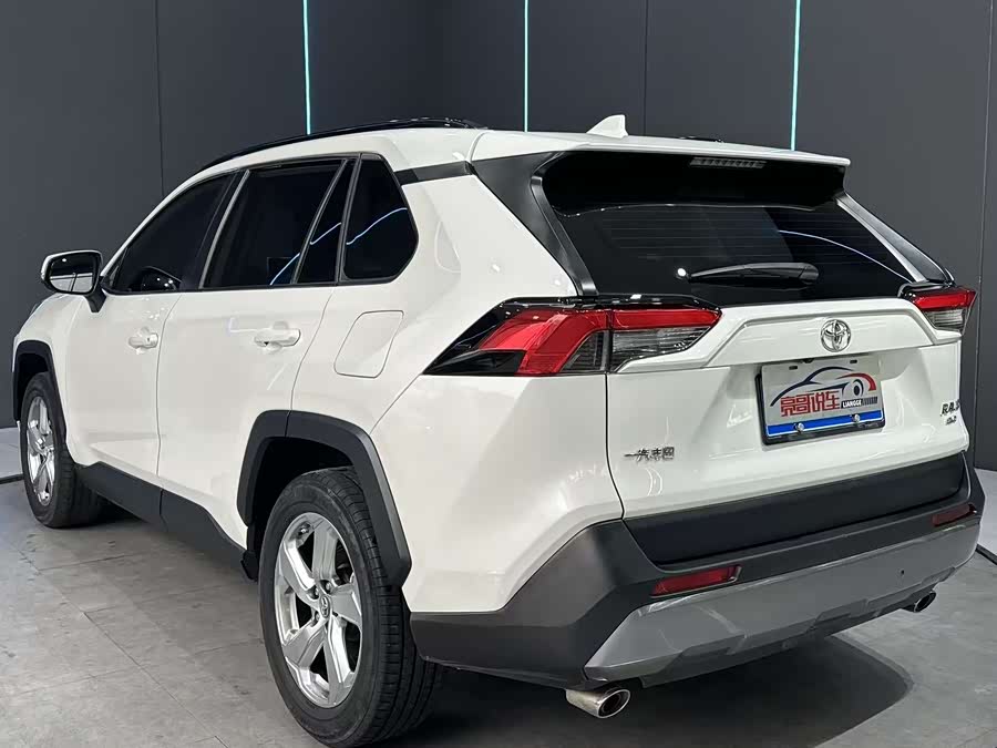 Toyota RAV4 2020 #9 Toyota RAV4 2020 car image #9