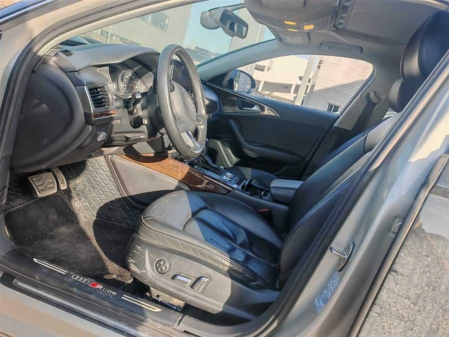 Audi A6L 2017 car image #9