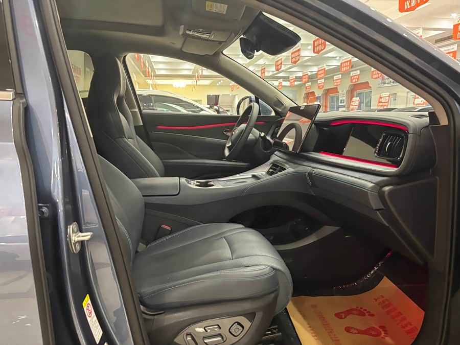 BYD Sea Lion 07 DM-i 2025 #9 BYD Sea Lion 07 DM-i 2025 car image #9