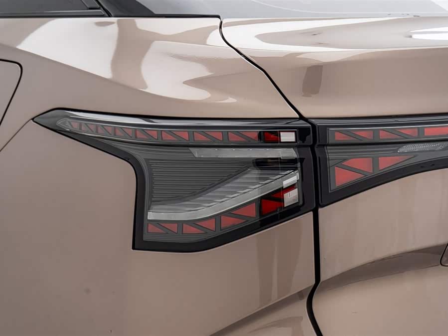 Toyota bZ3 2023 immagine di auto #9