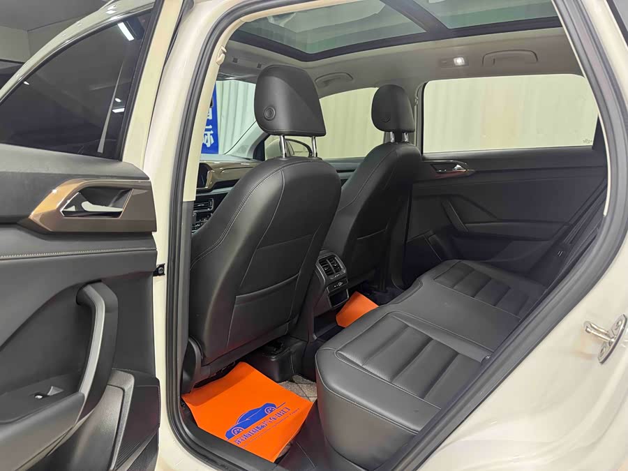 Volkswagen Tharu 2021 #9 Volkswagen Tharu 2021 immagine di auto #9