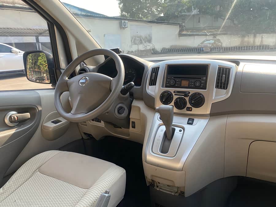 日产 日产NV200 2015 汽车图片 #9