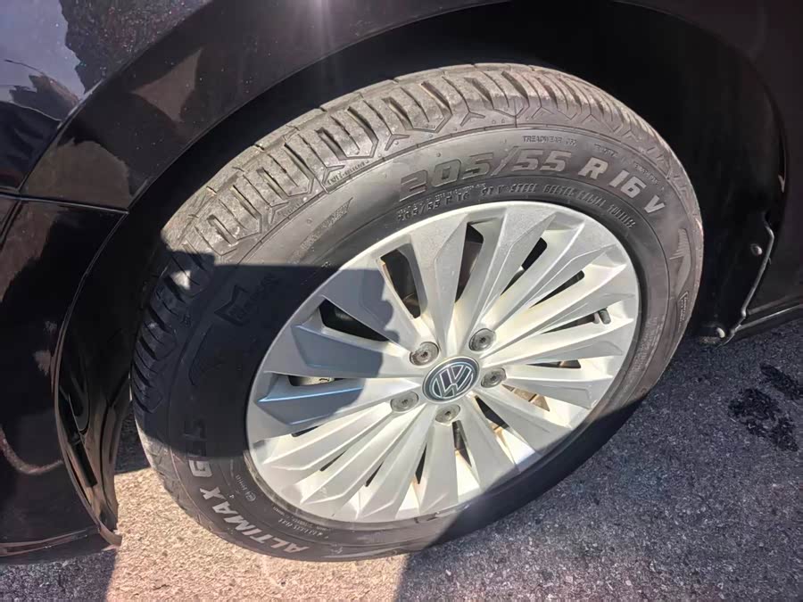 Volkswagen Lavida 2019 #9 Volkswagen Lavida 2019 car image #9
