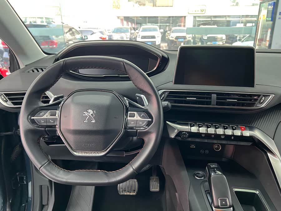 Peugeot 5008 2018 #9 Peugeot 5008 2018 car image #9