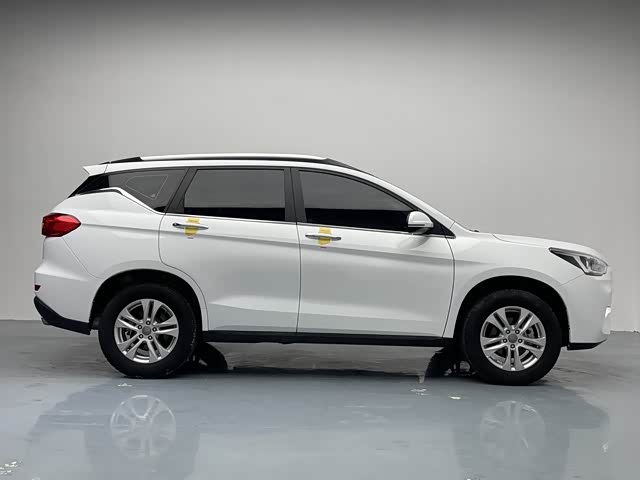 Haval M6 2019 #9 Haval M6 2019 car image #9