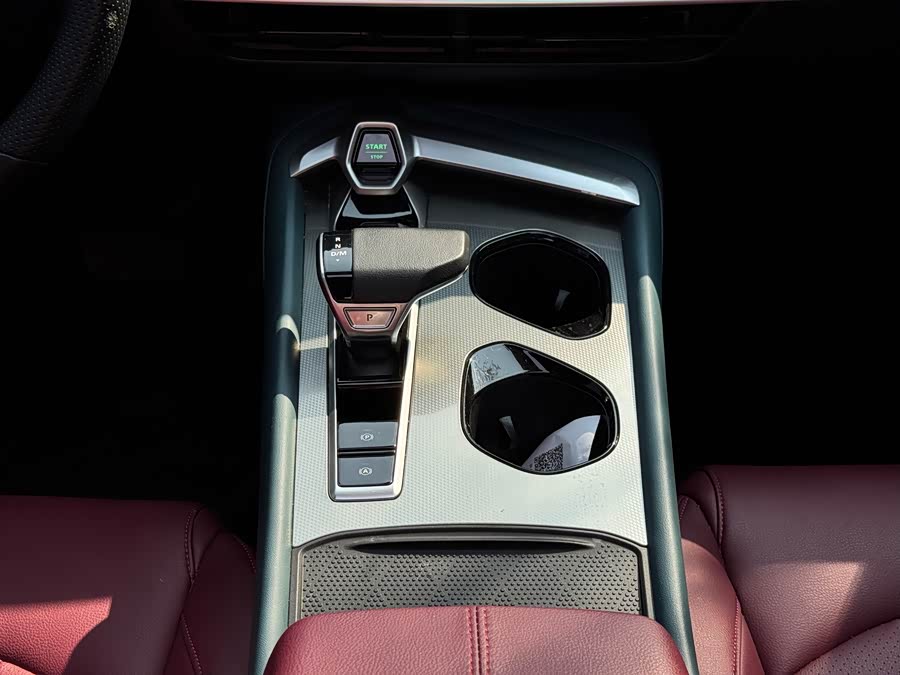 MG 7 2025 car image #9