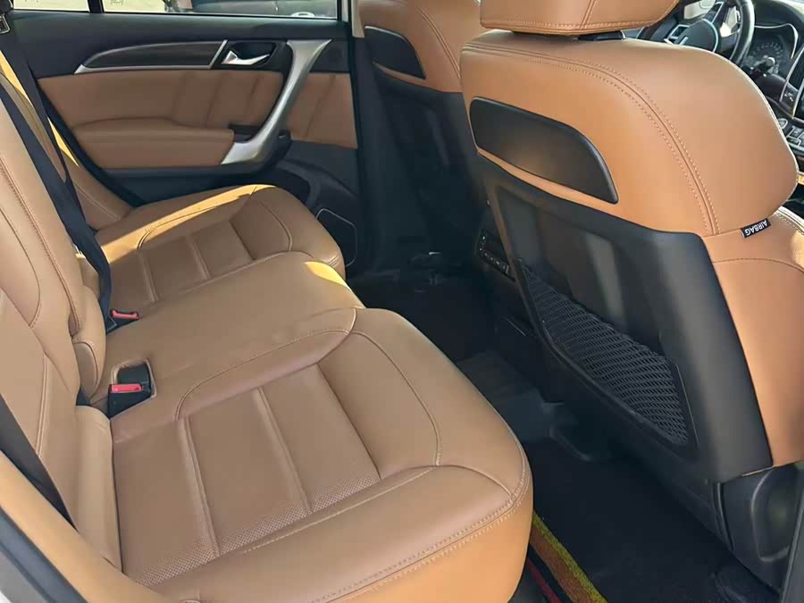 Haval H9 2017 car image #9