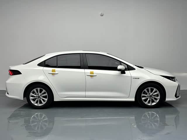 Toyota Corolla 2023 car image #9
