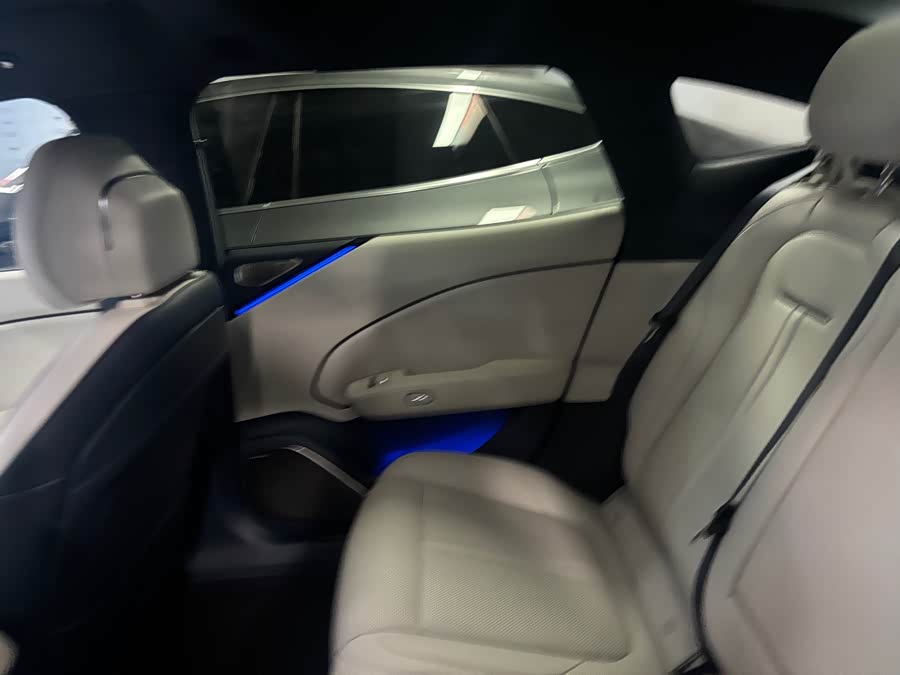 极氪 极氪007 2024 汽车图片 #9