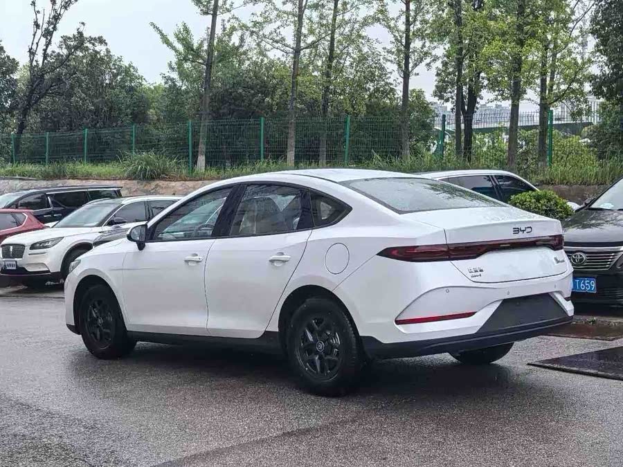 BYD Qin Plus 2025 car image #9