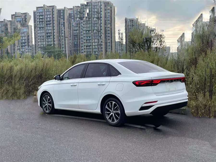 GEELY Emgrand 2022 #9 GEELY Emgrand 2022 car image #9