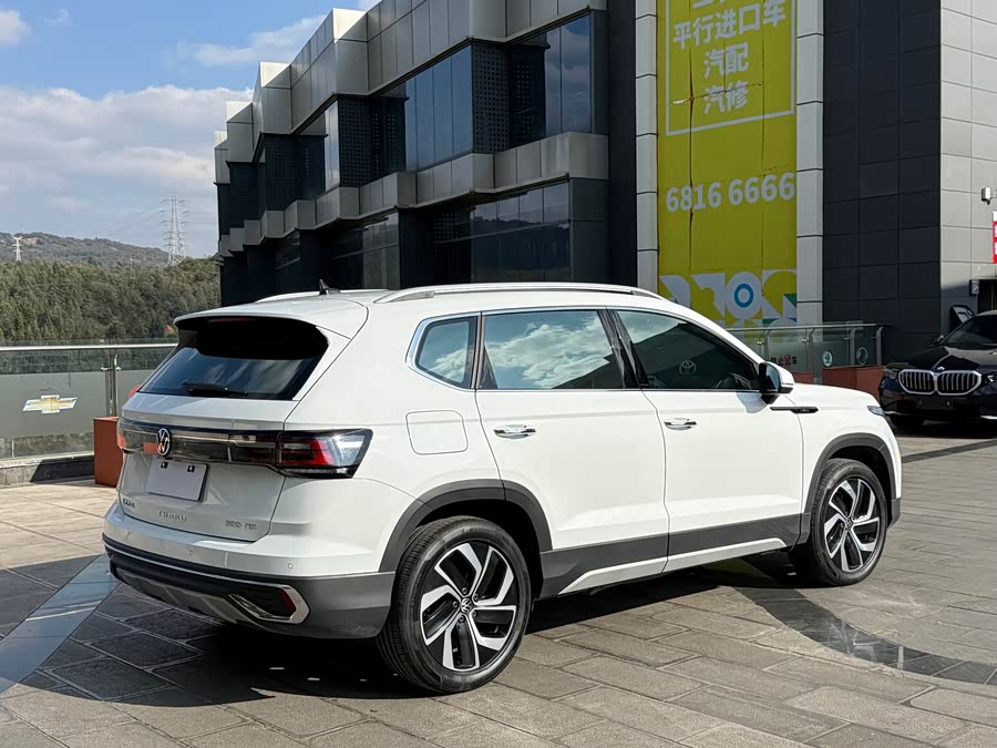 Volkswagen Tharu 2023 car image #9