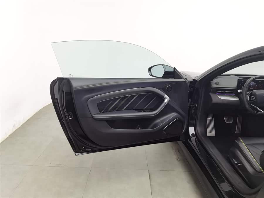 哪吒汽车 哪吒GT 2023 汽车图片 #9