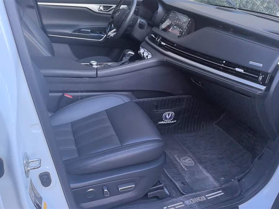 Changan CS95 2019 #9 Changan CS95 2019 car image #9