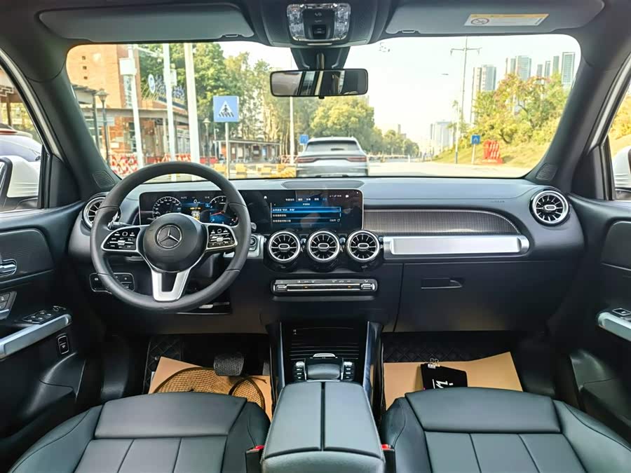 Mercedes-Benz GLB Class 2020 car image #9