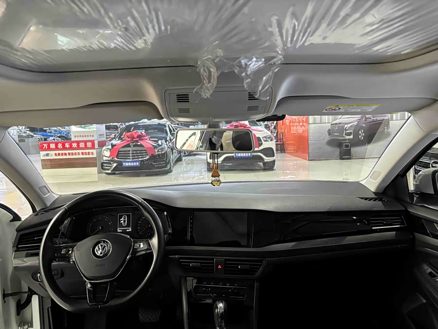 Volkswagen Bora 2020 car image #9