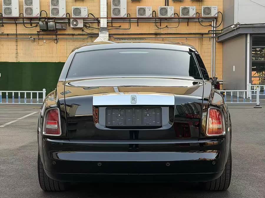 劳斯莱斯 幻影 2004 汽车图片 #9