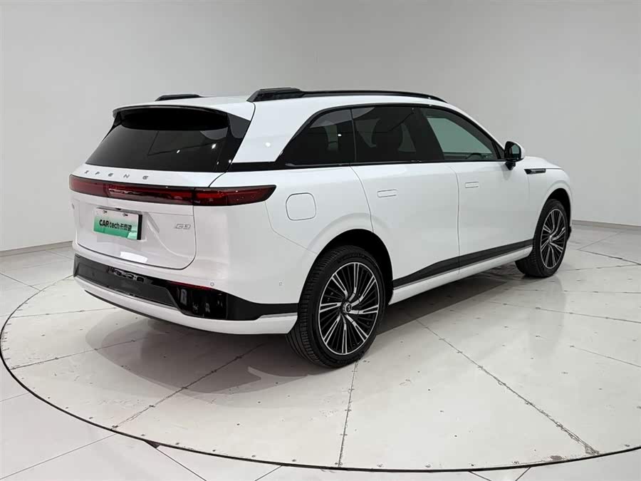 Xpeng G9 2024 immagine di auto #9