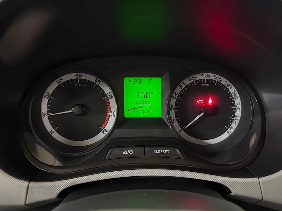 Skoda Fabia 2019 immagine di auto #9