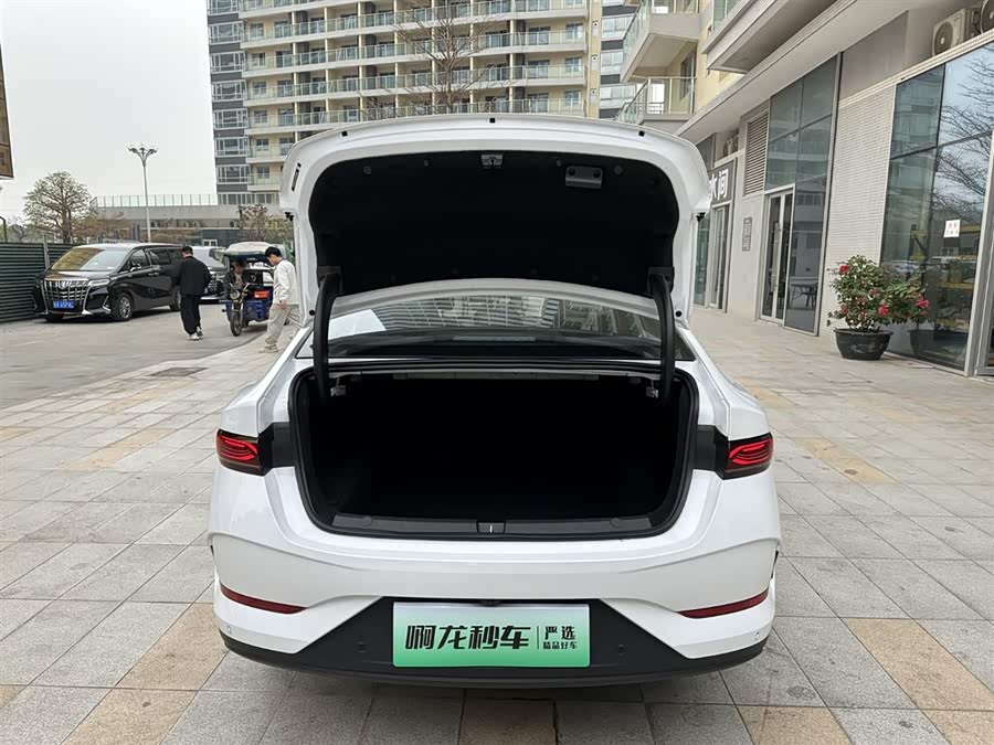 BYD Qin Plus 2025 car image #9