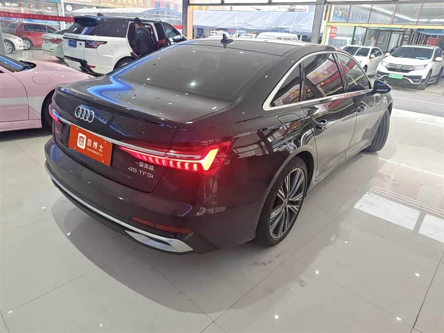 Audi A6L 2025 car image #9