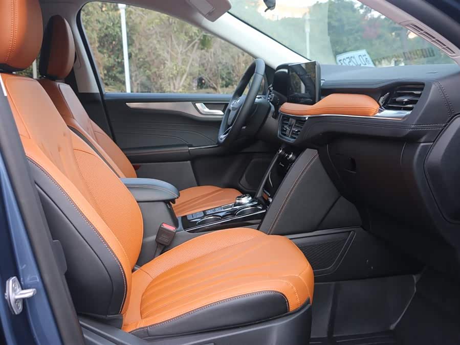 Ford Escape 2023 car image #9