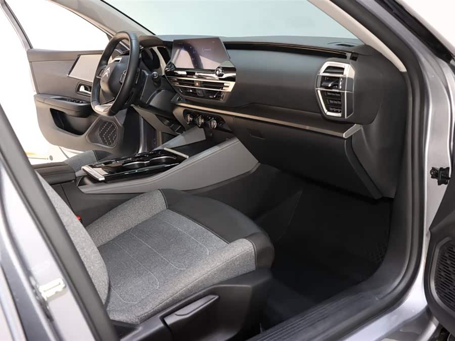 Citroen C5 X 2024 #9 Citroen C5 X 2024 car image #9