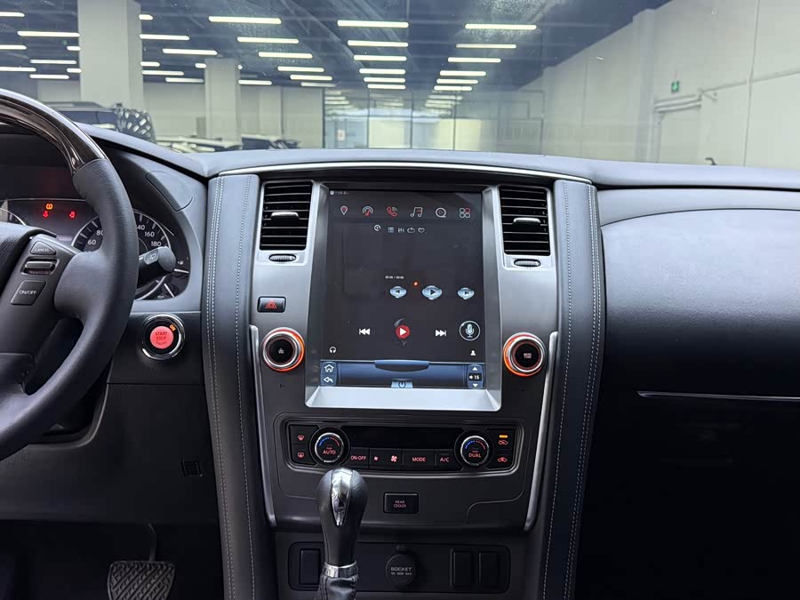 日产 途乐 2018 汽车图片 #9