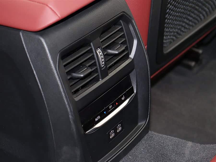 BMW 4 Series 2025 car image #9